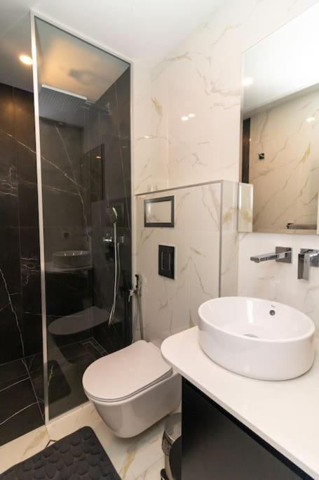 Gran Capital Top Central Apartment Sofia Bagian luar foto